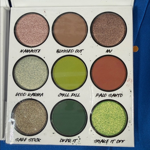 BH Cosmetics 2 eyeshadow pallets-18 colors-“F*ck Off” and “Let That Sh*t Go” - Picture 3 of 8
